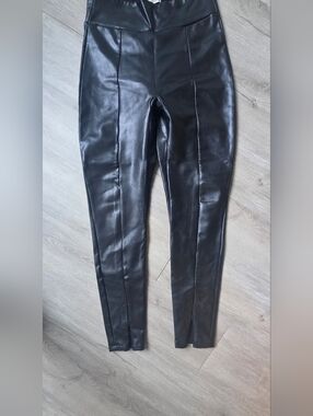 Abercrombie & Fitch Faux Leather Pants Womens S Black Skinny Leg Zip Ankle
